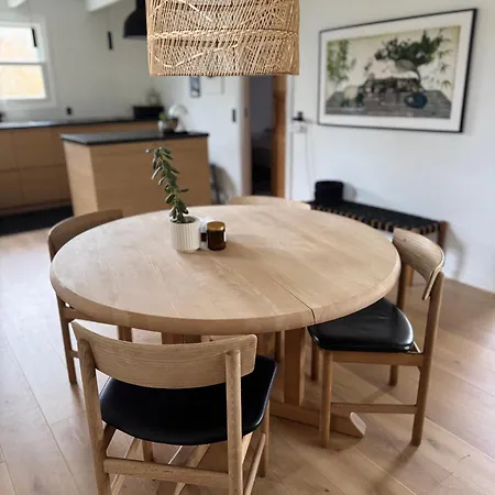 Vakantiehuis The Happy Place Yderby